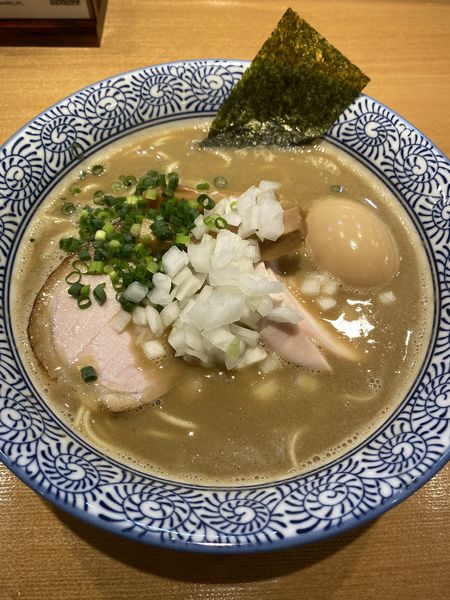 「濃厚煮干し味玉そば」@中華そば 蓮の写真