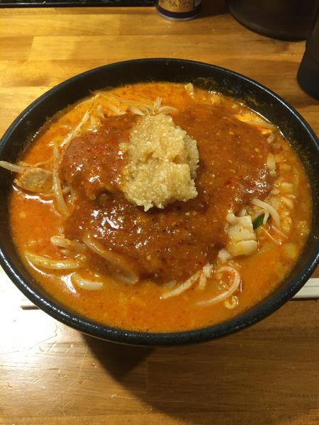 「どて辛めん￥800 中盛り 辛さ普通 にんにく多め」@どてちん 習志野店の写真