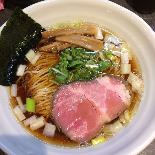 「鶏だし醤油RAMEN800円」@RAMEN 火影 produced by 麺処ほん田の写真
