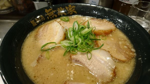 「【夜】ちゃーしゅー麺」@麺創房 無敵家の写真