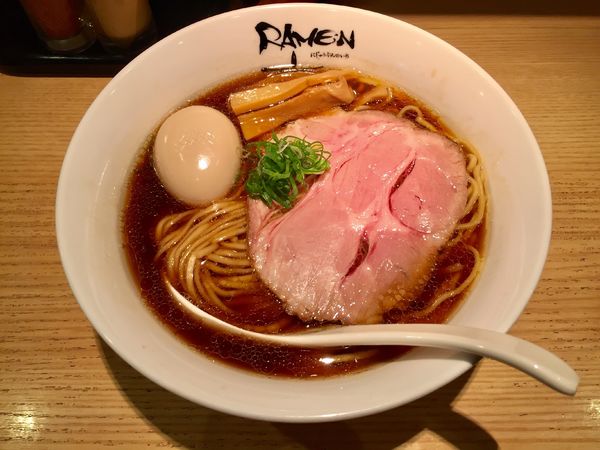 「醤油そば（味玉入り）」@Ramen にじゅうぶんのいちの写真