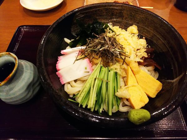 「冷やしタヌキうどん」@手打ち麺 ザ・うどん大(ビッグ)の写真