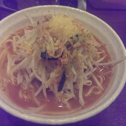 鷹の爪ラーメン、中盛