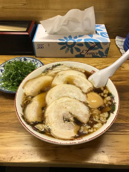 「チャーシューめん+角煮の煮玉子」@三公の写真