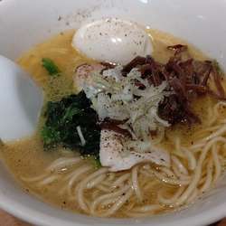 博多水炊きらーめん