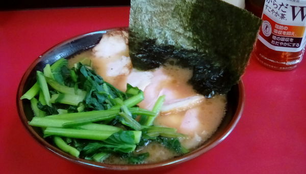 「チャーシュー麺　+　ほうれん草」@田上家の写真