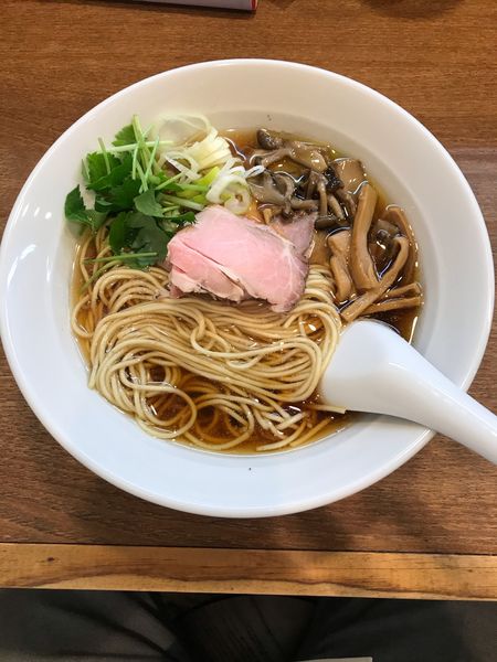 「【期間限定】サンマだし中華そば・醤油 830円」@らぁめん山と樹の写真