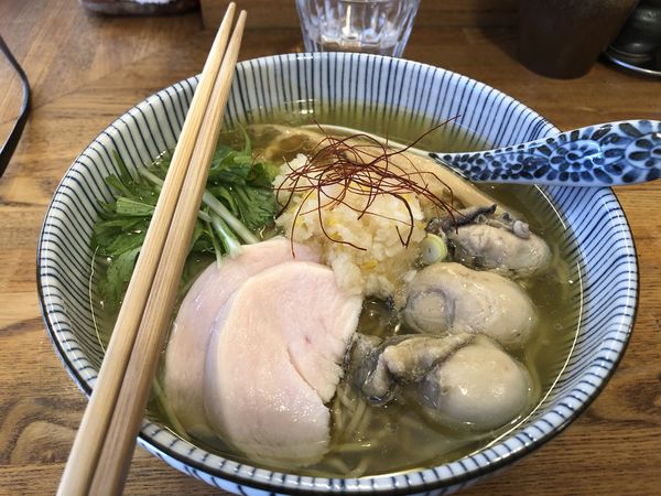 「【昼限定】牡蠣そば+大盛　1,000円」@中華そば きなりの写真