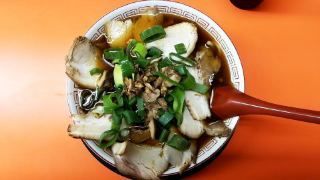 「チャーシュー麺」@麺屋7.5Hz+ 梅田店の写真