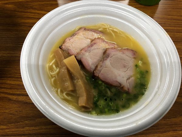 「濃厚うにそば + チャーシュー」@東京ラーメンショー2019の写真