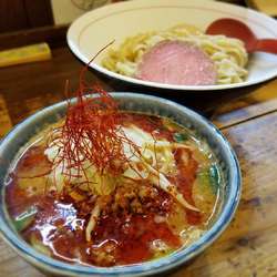 辛味噌つけ麺 900円