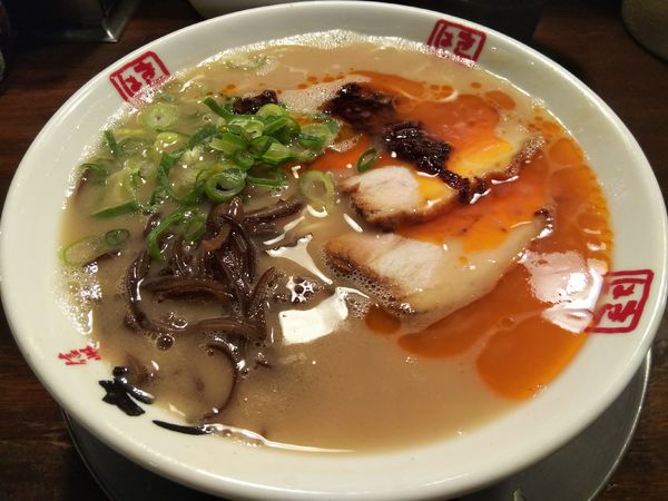 「本赤味　：かた　＋替玉：粉落とし」@きまぐれ八兵衛 安曇野本店の写真