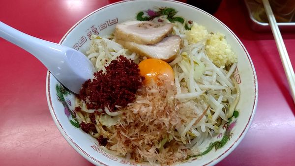 「まぜそば+自家製とうがらし」@赤ひげラーメンの写真