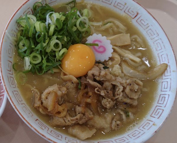 「豚玉らーめん」@みんなのラーメン ブタドラゴンの写真