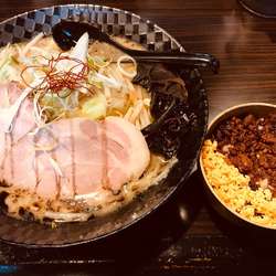 タンメン、そぼろ丼