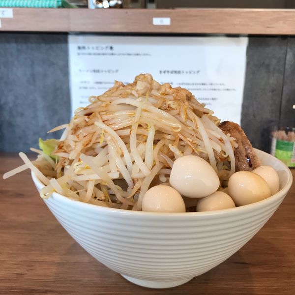 「ラーメン、うずら」@らーめん 小烏丸の写真