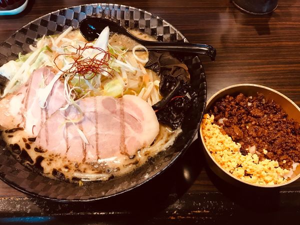 「タンメン、そぼろ丼」@麺屋 燦鶴の写真