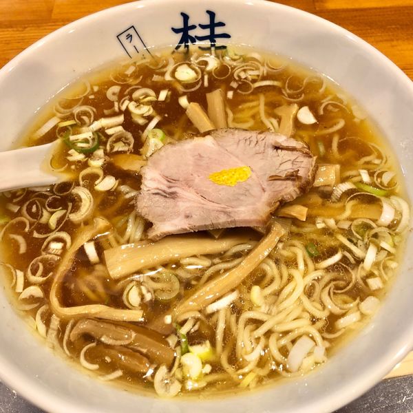 「ラーメン（小）700円」@煮干しだし醤油ラーメン 桂の写真