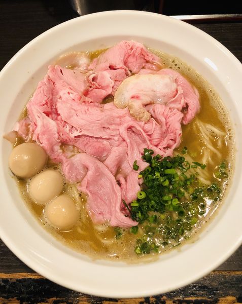 「伊勢海老ラーメン(トッピング 肉増し+味玉)1300円」@灰汁中華 丿貫 福富町本店の写真
