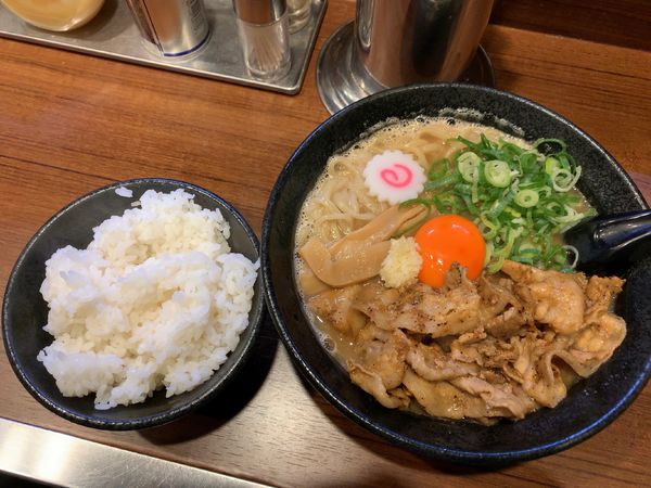 「極☆肉玉そば830円、肉増し50g250円」@肉玉そば おとど 亀有店の写真