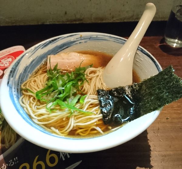 「夜鳴きらーめん煮干」@喜多方ラーメンcafeざくろの写真