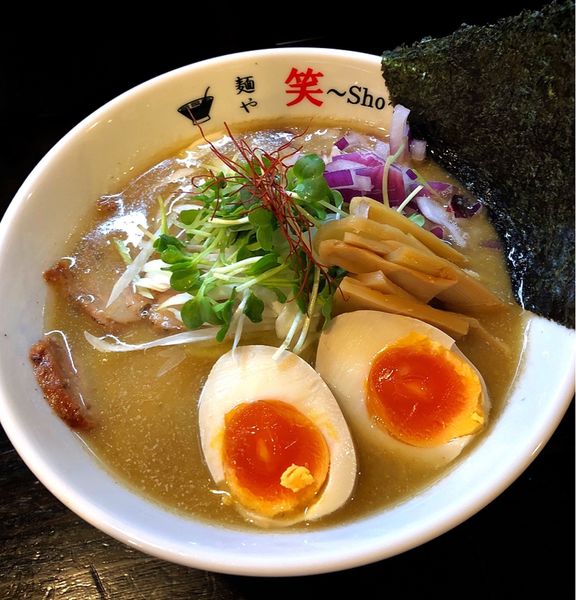 「【限定】みそ煮干しらーめん(味玉)」@麺や 笑 ～Sho～の写真