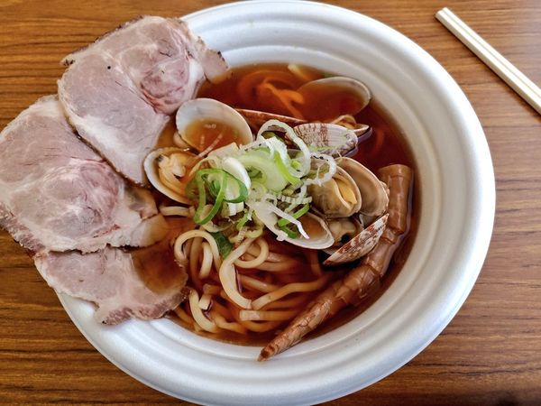 「くそオヤジ最後のひとふり 貝出し溢れるあさりらーめん」@東京ラーメンショー2019の写真