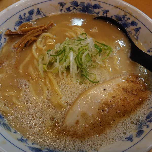 「中華そば800円中盛無料」@常勝軒 本庄店の写真