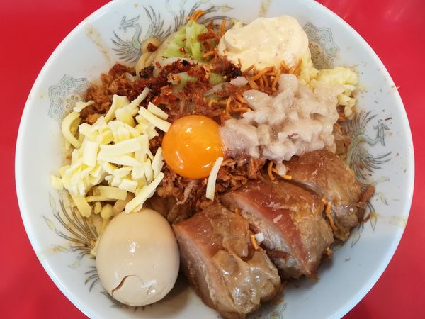 「まぜそば＋豚増し(2枚)」@ジャンプの写真