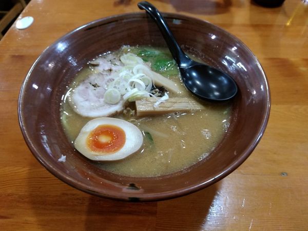 「味噌らぁめん(並盛・160g)850円」@爆じゅう餃子 餃点の写真