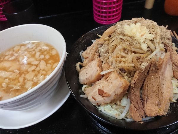 「つけ麺 並  豚ダブル」@自家製太麺 ドカ盛 マッチョ 三ノ宮店の写真