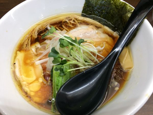 「醤油らーめん(並)850円」@麺屋みつば＋クローバーの写真