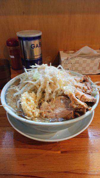 「豚ラーメン  麺大盛  野菜多め  ニンニク  油」@連の写真