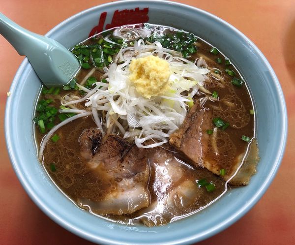 「期間限定　豚バラ生姜醤油」@ラーメン山岡家 相模原店の写真