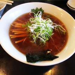 しょうゆラーメン