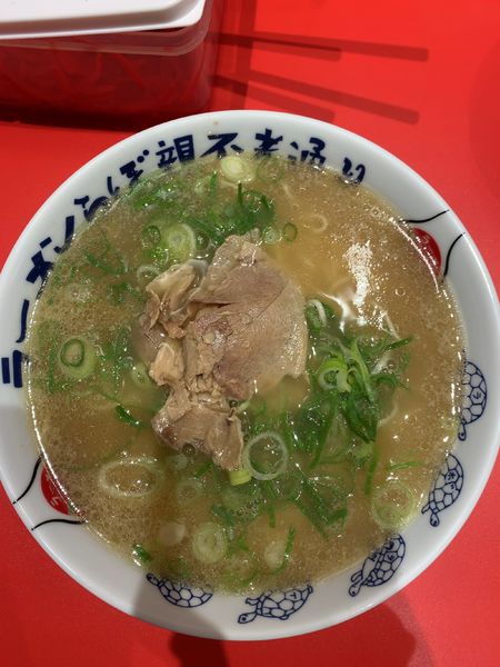 「長浜らーめん(560円)」@長浜ラーメン ラーメンらぼ 親不孝通りの写真