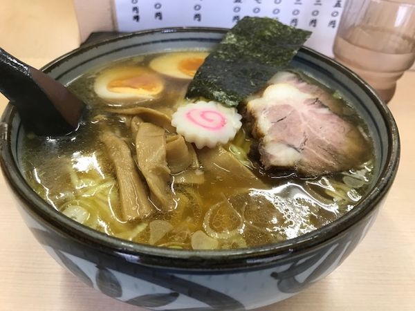 「煮玉子らーめん大盛り￥820」@いつみ屋の写真