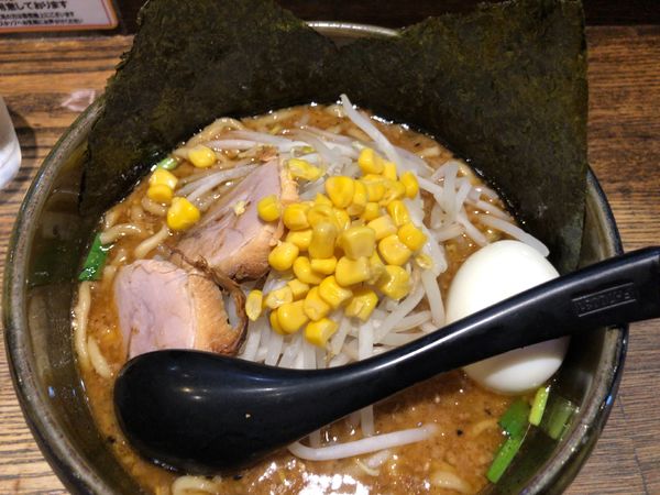 「味噌こってりラーメン」@らーめんダイニング ど・みそ 京橋本店の写真
