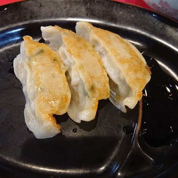 「ラーメン並700円、温野菜100円、ライス餃子セット200円」@家系ラーメン王道 王道之印の写真