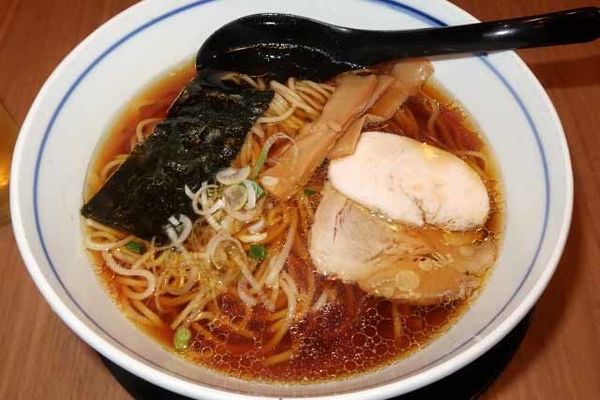 「純鶏らーめん醤油　620円」@麺処直久 新橋店の写真