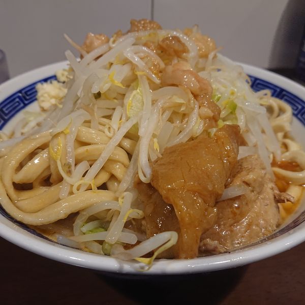 「辛いラーメン850円ヤサイニンニクアブラ」@ラーメン ゼンゼンの写真