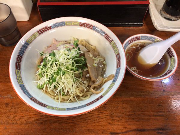 「油そば 並(700円)+ギョーザ4個(300円)」@宝華らぁめんの写真