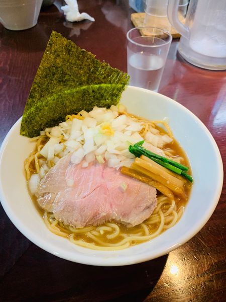 「煮干しらーめん」@らーめん 惠本将裕の写真