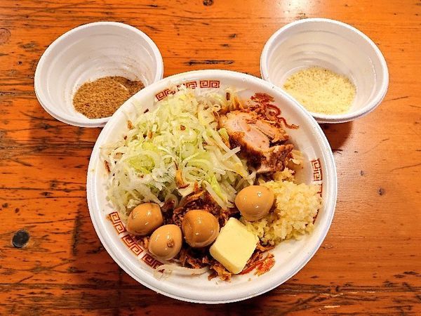 「濃厚味噌まぜそば＋トッピング全部のせ」@大つけ麺博 美味しいラーメン集まりすぎ祭の写真