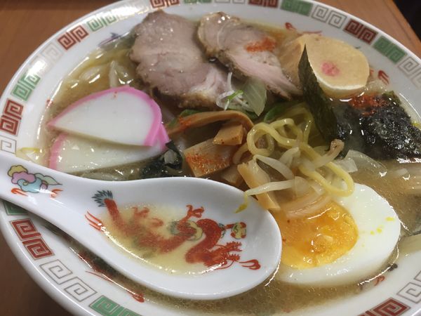 「五目ラーメン 味噌」@札幌ラーメン 鳳龍 パラボ店の写真