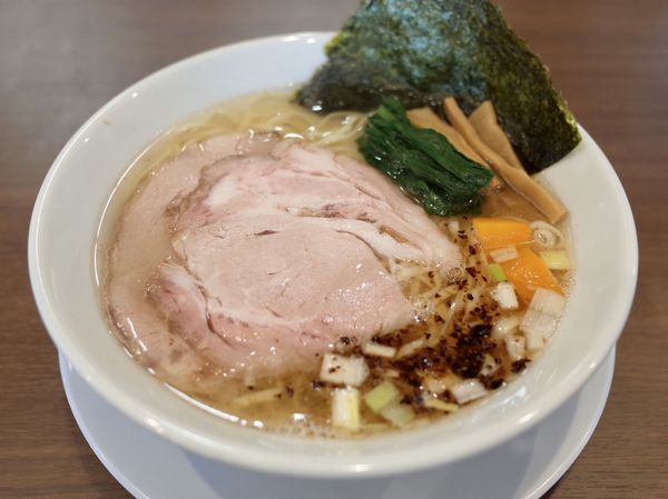 「淡麗魚介しお…830円」@麺屋 あきのそらの写真