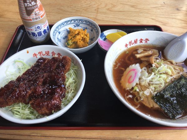 「牛乳屋ミニセット」@牛乳屋食堂の写真