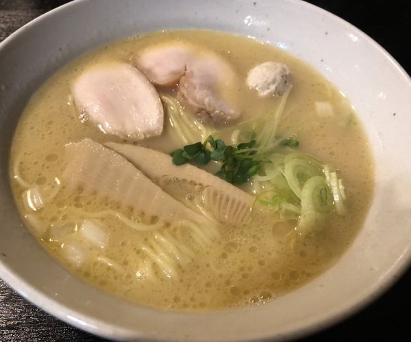 「鶏そば本絞り 塩」@中華そばつけそば 千思萬考の写真