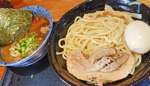 「カレーつけ麺950 味玉100」@つけめん・らーめん・煮干そば 金狼の写真