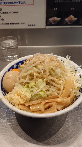 「油そば  野菜多め  ニンニク  アブラ」@らーめん大 大森店の写真